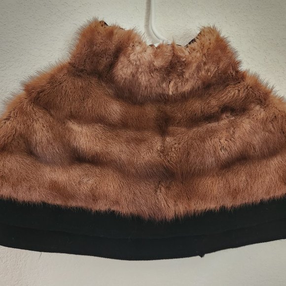 Vintage Beaver Fur and Wool Shall - Picture 2 of 8